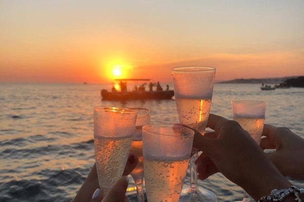 68494679 1170376826478437 2028186614911467520 O